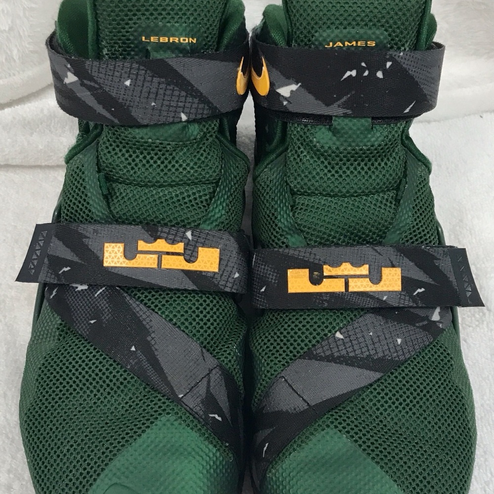 Nike LeBron James Green Soldier Zoom size 12